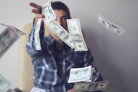 深入探索双色球数据平台：激发你的彩票梦想与品牌信赖